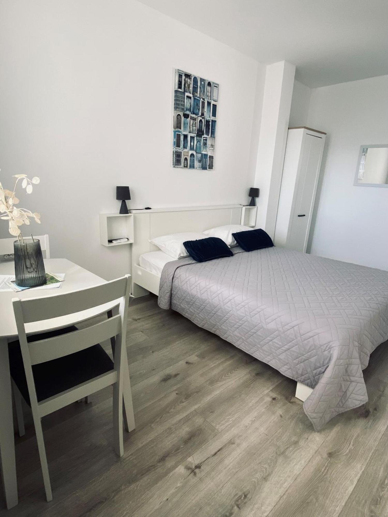 Apartmani Mila スタリグラード エクステリア 写真