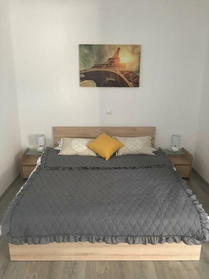 Apartmani Mila スタリグラード エクステリア 写真