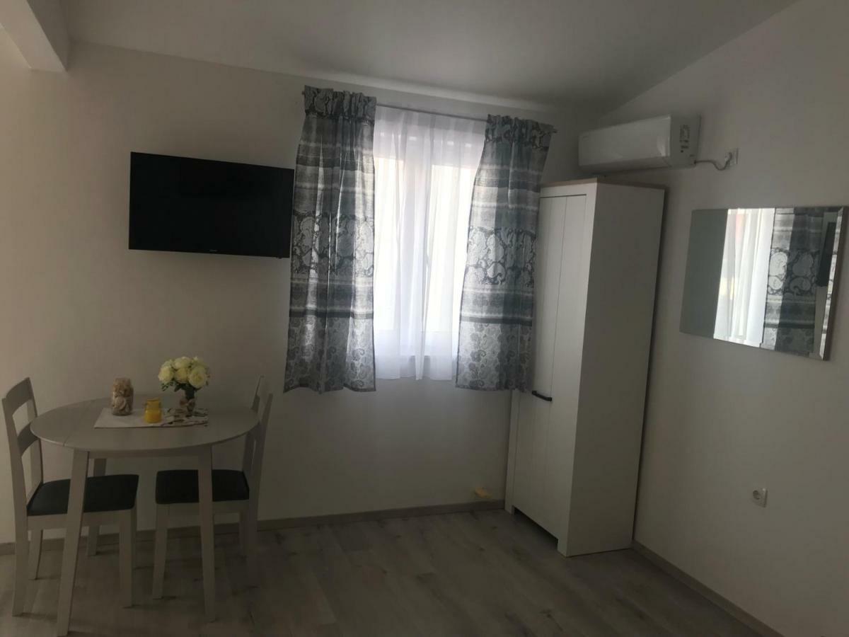Apartmani Mila スタリグラード エクステリア 写真