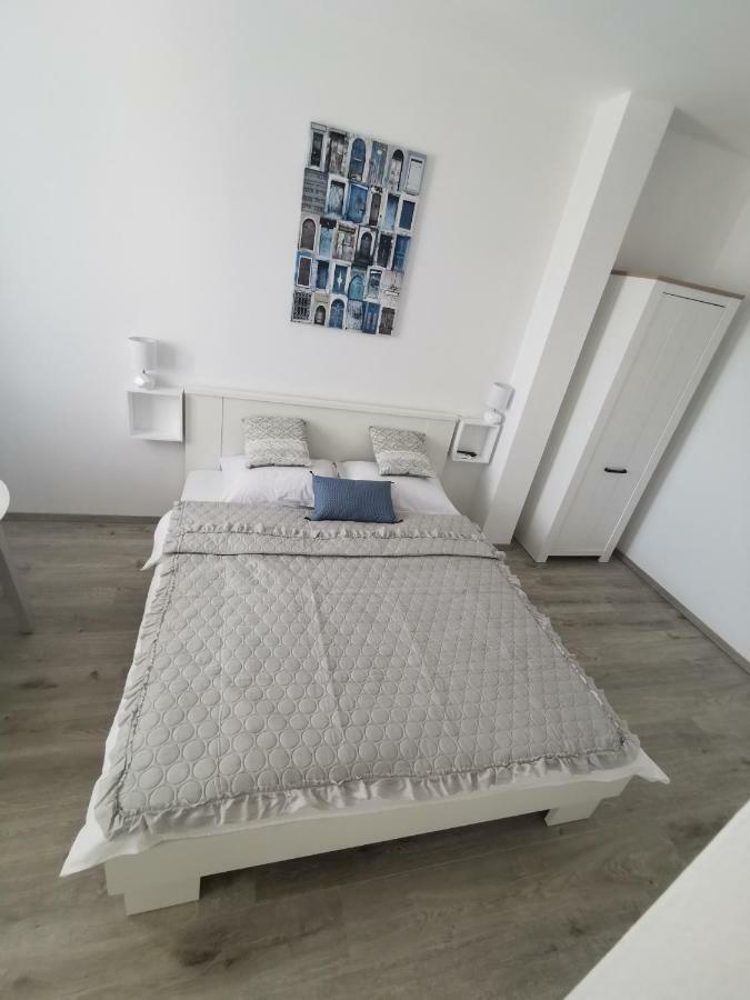 Apartmani Mila スタリグラード エクステリア 写真